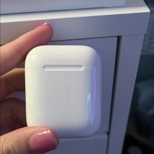 Apple White Earbud Headphones